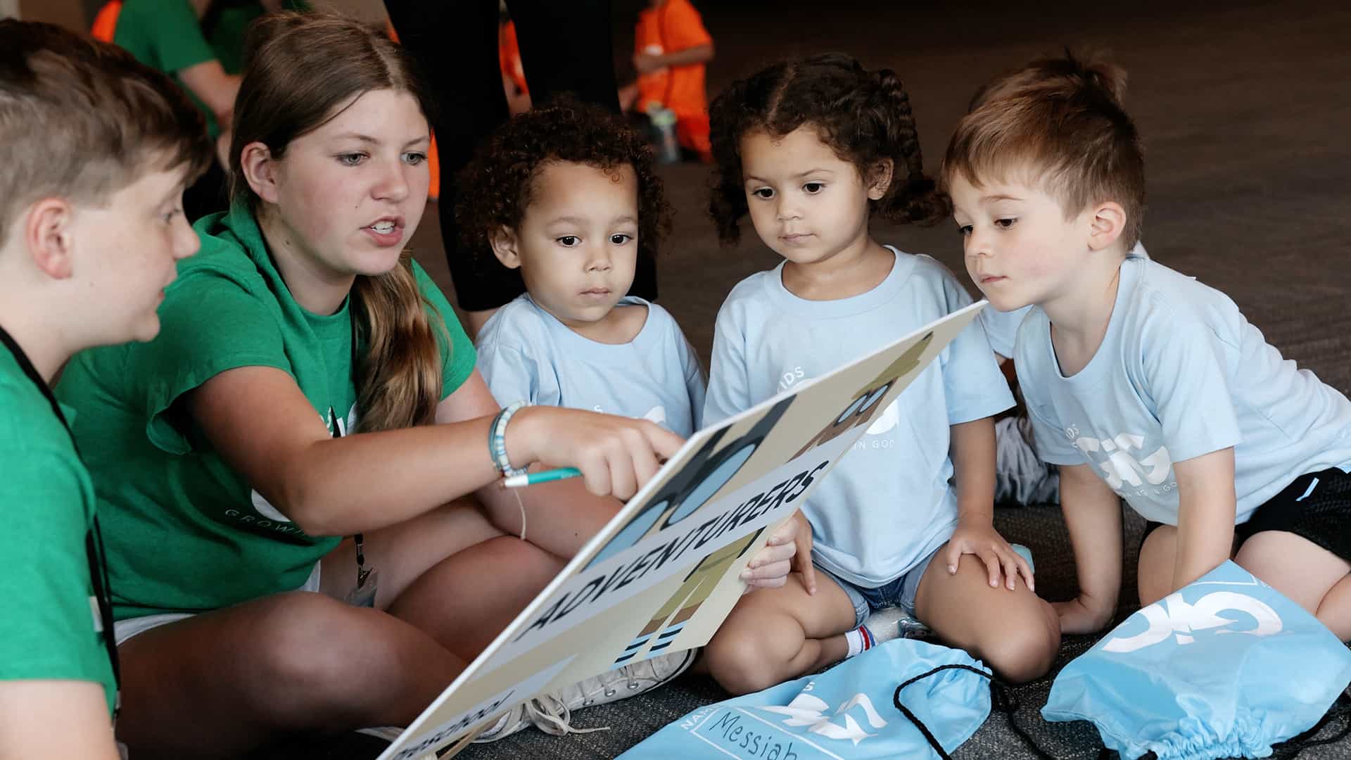 KidsGiG toddlers with group counselors